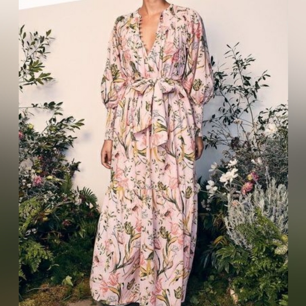 NWT Happy Nature Floral Maxi  Dress W/ Belt Women's SZ MED